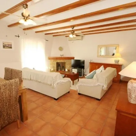Villa Encantadora En Orba Con Piscina Privada Y Aire Acondicionado 6 Personas - Hisp-10-3 *